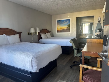Double Room, 2 Double Beds, Non Smoking