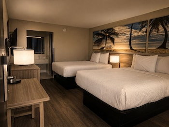 Room, 2 Queen Beds, Non Smoking