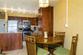 Suite, 1 Bedroom, Garden View