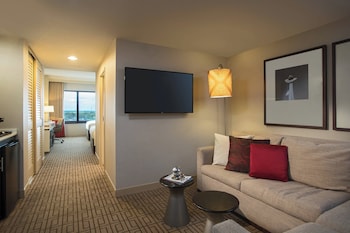 Executive Suite, Multiple Beds