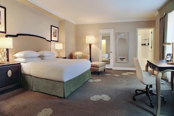 Premium Room - 1 King Bed