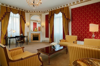 Junior Suite, 1 King Bed