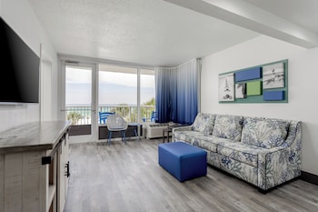 Junior Suite, 1 King Bed with Sofa bed