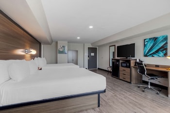 Standard Room, 2 Queen Beds, Non Smoking, Refrigerator & Microwave (Larger Room)