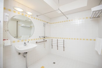 Standard Room, 1 Queen Bed, Accessible
