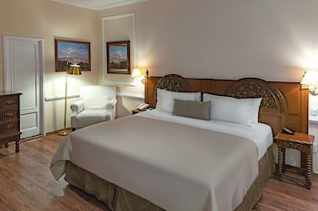 Junior Suite, 1 King Bed