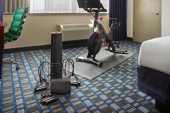 Room, 1 King Bed (Exercise Equipment)