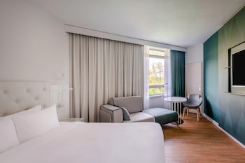 Superior Room, 1 King Bed