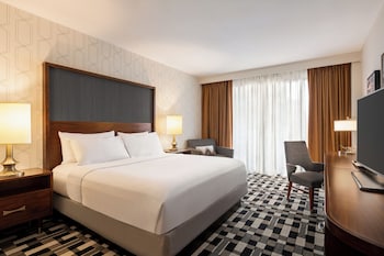 Room, 1 King Bed, Accessible, Balcony