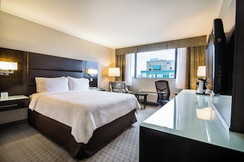 Standard Room, 1 Queen Bed (High Floor)