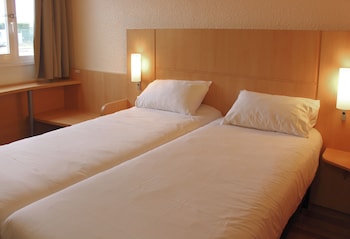 Standard Room, Multiple Beds