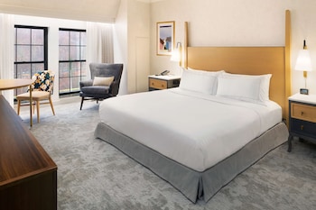 Room, 1 King Bed, Accessible, Bathtub (Mobility)