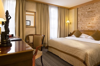 Superior Room, 1 Queen Bed, Non Smoking (Walk-in Shower)