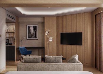 Suite, Sea View