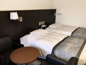 Family Room+Extra Bed(Non-Smoking)