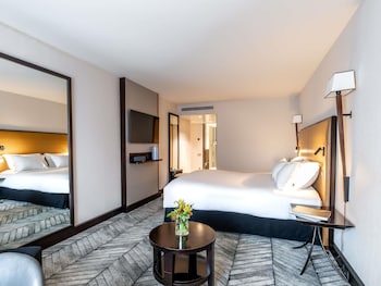 Luxury Room, 1 King Bed