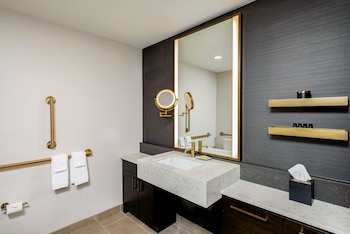 Studio Suite, 1 King Bed