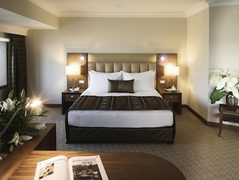 Senior Suite, 1 King Bed, Sea View