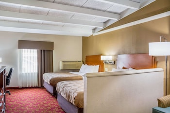 Suite, 2 Queen Beds