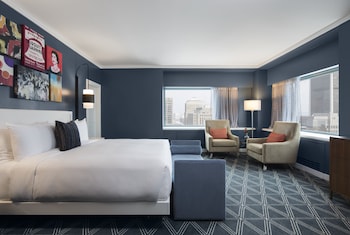 Suite, 1 King Bed (Westmount Hampstead)