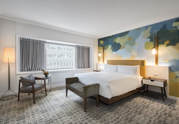Fairmont 1 King bed