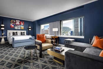 Room, 1 King Bed (Fairmont Gold King, Large)
