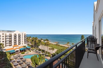 Suite, 1 King Bed with Sofa bed, Balcony, Ocean View