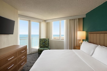Suite, 1 King Bed with Sofa bed, Mobility Accessible, Oceanfront