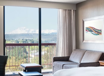Room, 2 Queen Beds, Non Smoking, Balcony