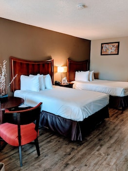 Standard Room, 2 Double Beds, Non Smoking