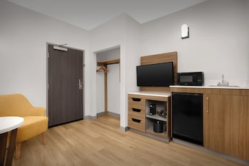 Two Queen Bed Suite