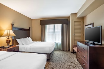 Suite, 2 Queen Beds, Non Smoking, Refrigerator & Microwave (with Sofabed)
