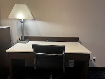 Standard Room, 2 Double Beds, Non Smoking
