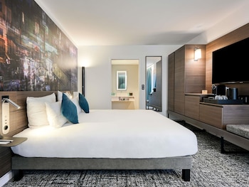 Executive Room, 1 Queen Bed, Balcony