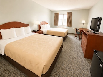 Room, 2 Queen Beds, Non Smoking (No Elevator Access)