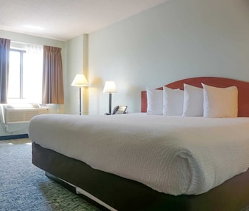 Deluxe Suite, 1 King Bed, Non Smoking