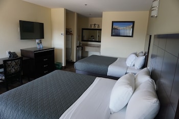 Standard Double Room, 2 Queen Beds