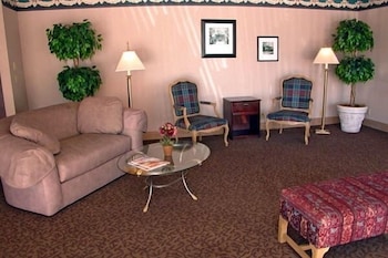Suite, 1 King Bed, Non Smoking