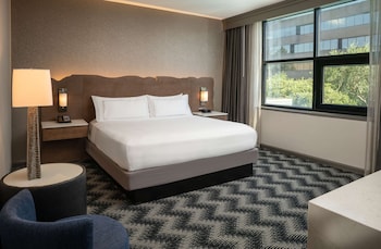 Junior Suite, 1 King Bed, Non Smoking