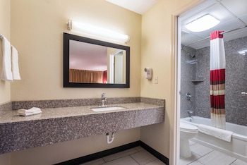 Deluxe Room, 1 King Bed, Smoking