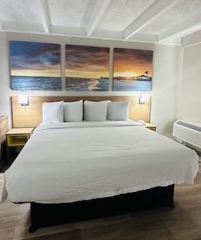 Deluxe Suite, 1 King Bed, Non Smoking
