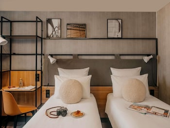 Standard Room, 1 Double Bed