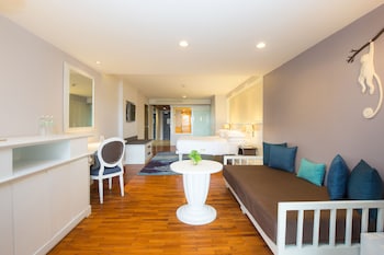 Room, 1 King Bed, Terrace
