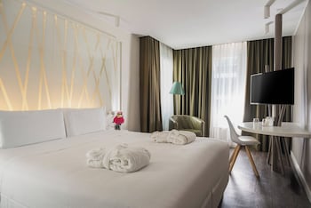Double Room, Balcony