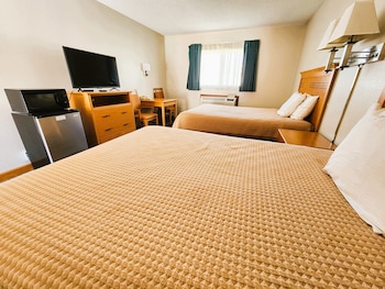 Room, 2 Queen Beds, Non Smoking