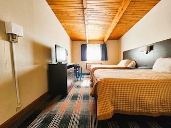 Room, 2 Double Beds, Non Smoking