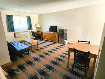 Deluxe Room, 1 Queen Bed, Non Smoking