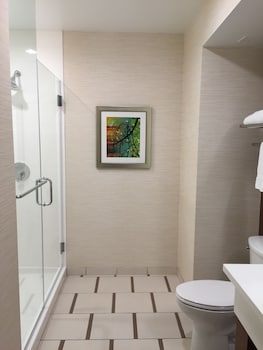 Room, 2 Double Beds (Mobility Accessible, Tub)