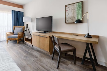 Room, 2 Queen Beds, Accessible (3x3 Shower)