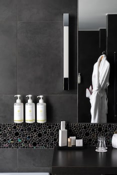 Deluxe Room with Spa access